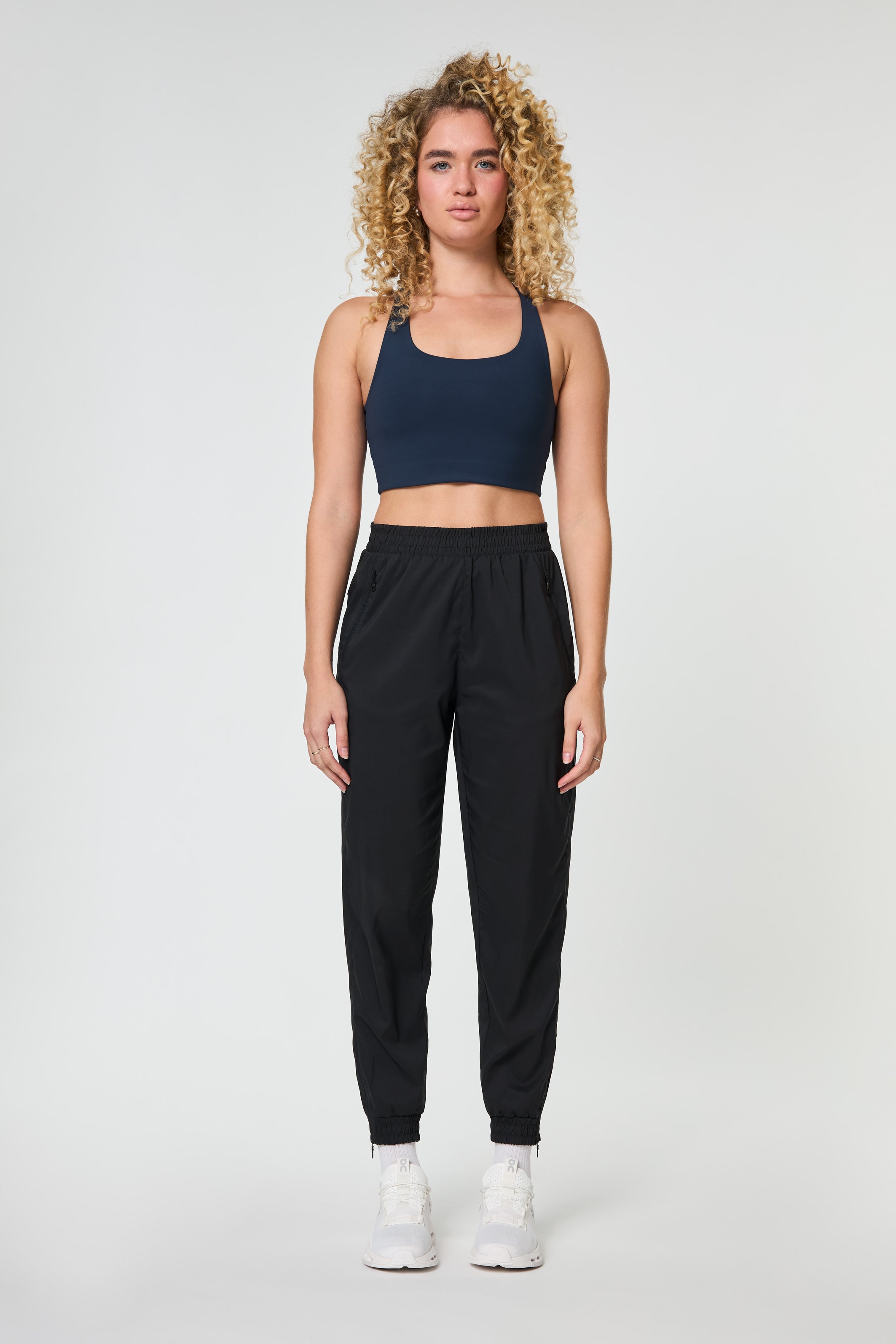 Paloma Bra, Midnight