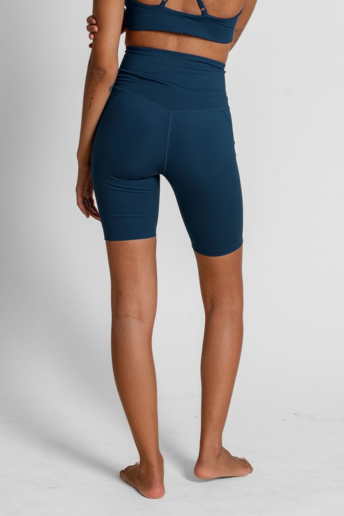 Compressive High-Rise Bike Shorts Midnight