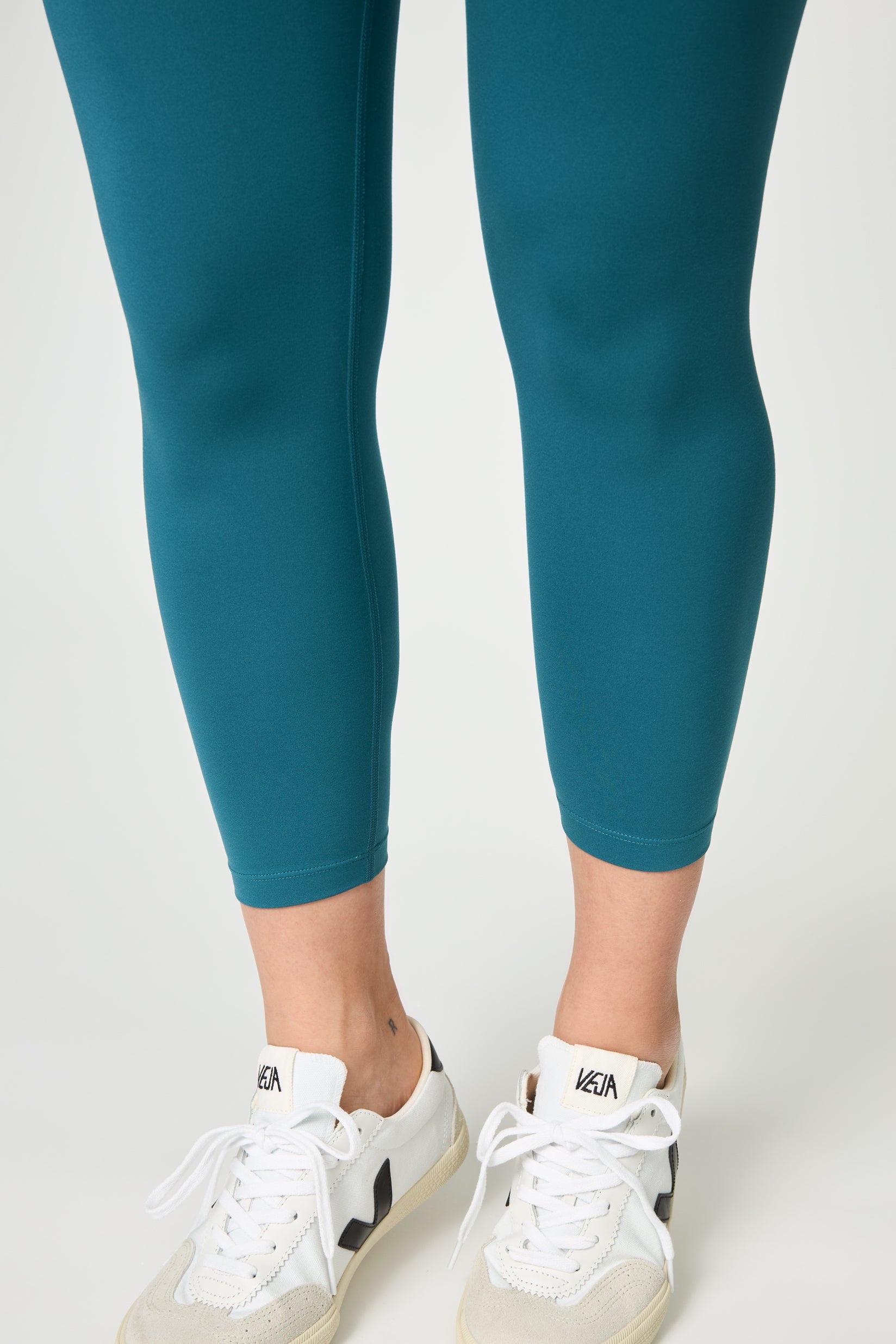 Float High-Rise Legging, 7/8, Dark Ixia