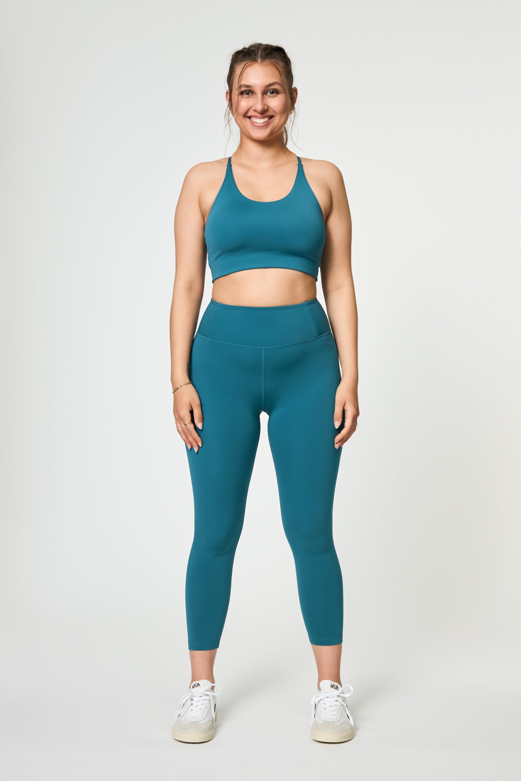 Float Cleo Halter Bra, Dark Ixia