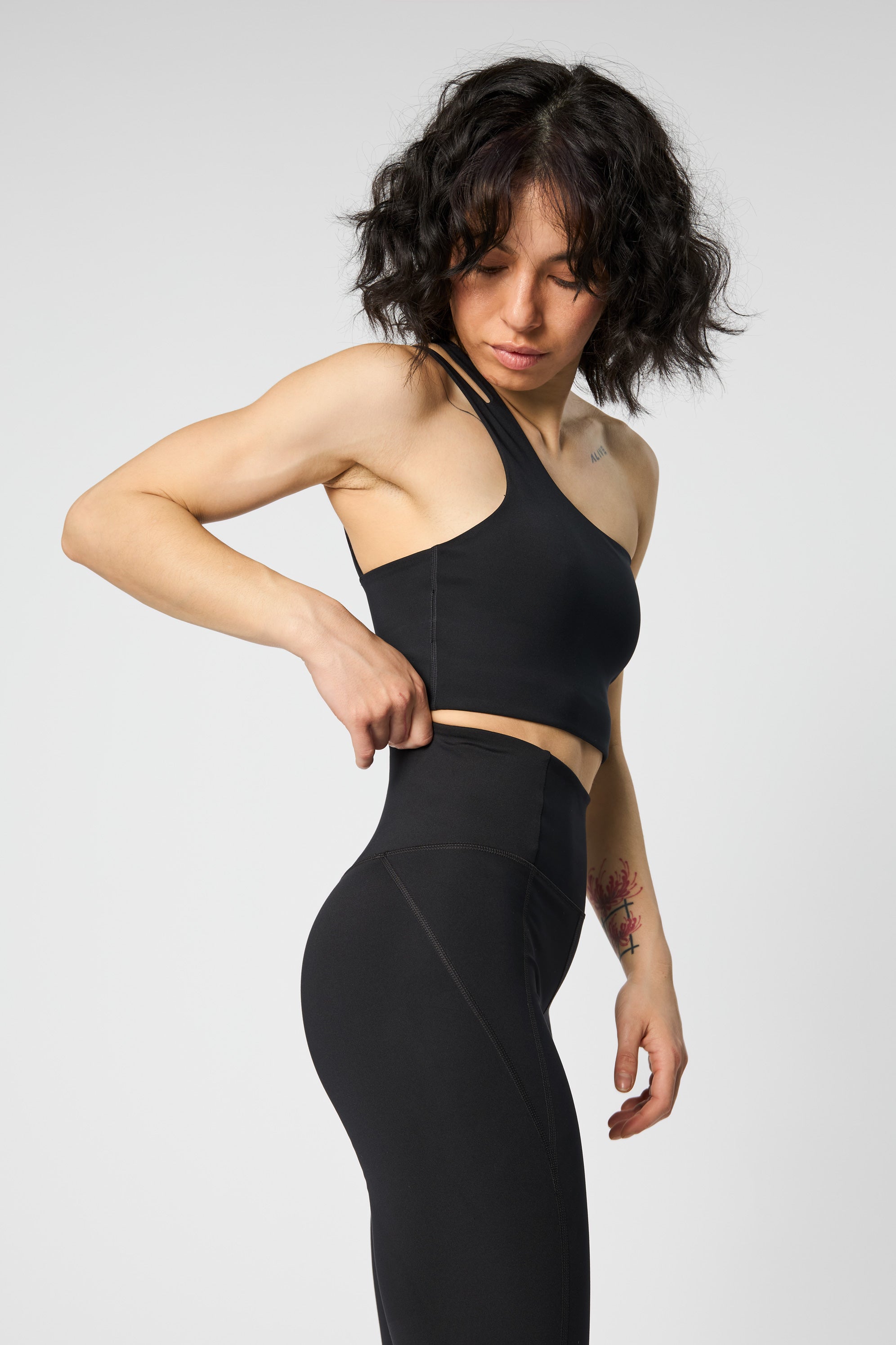 Uma One Shoulder Bra, Black