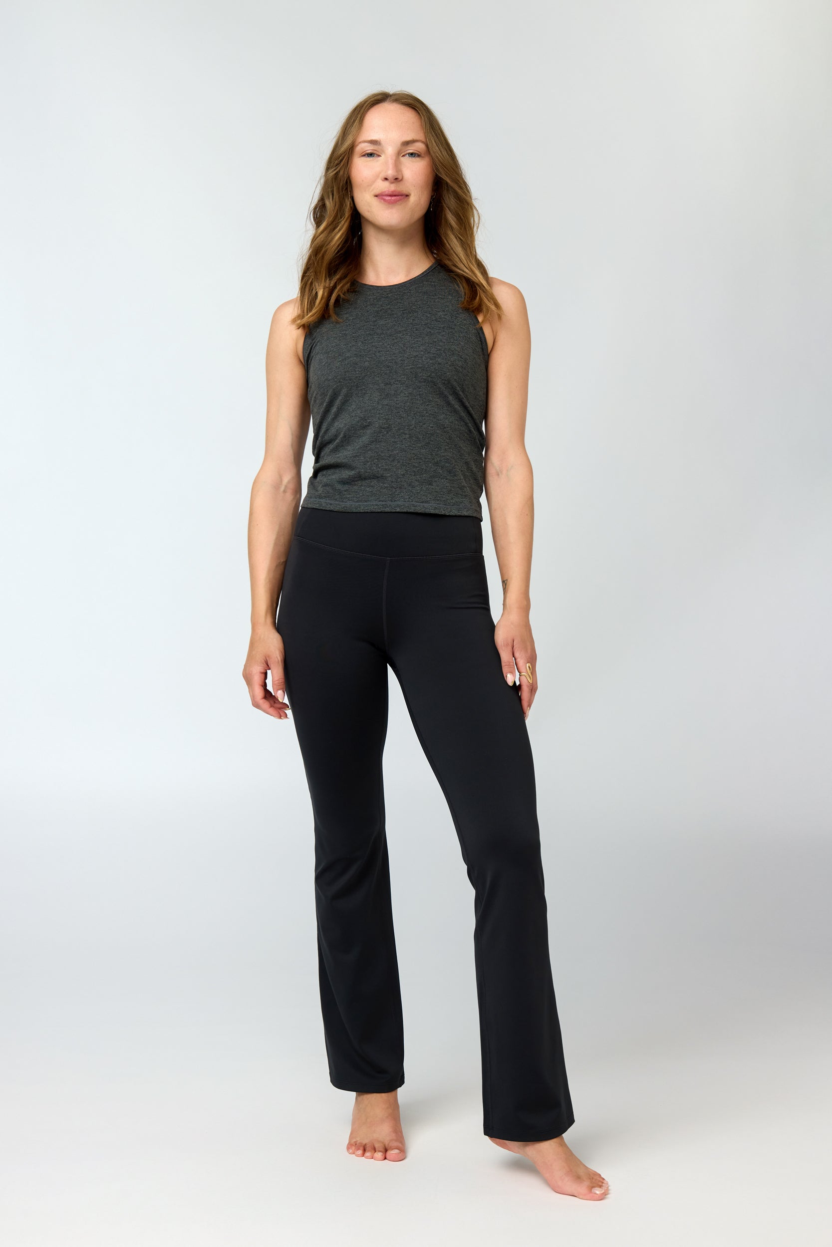 Reset Straight Tank, Moon