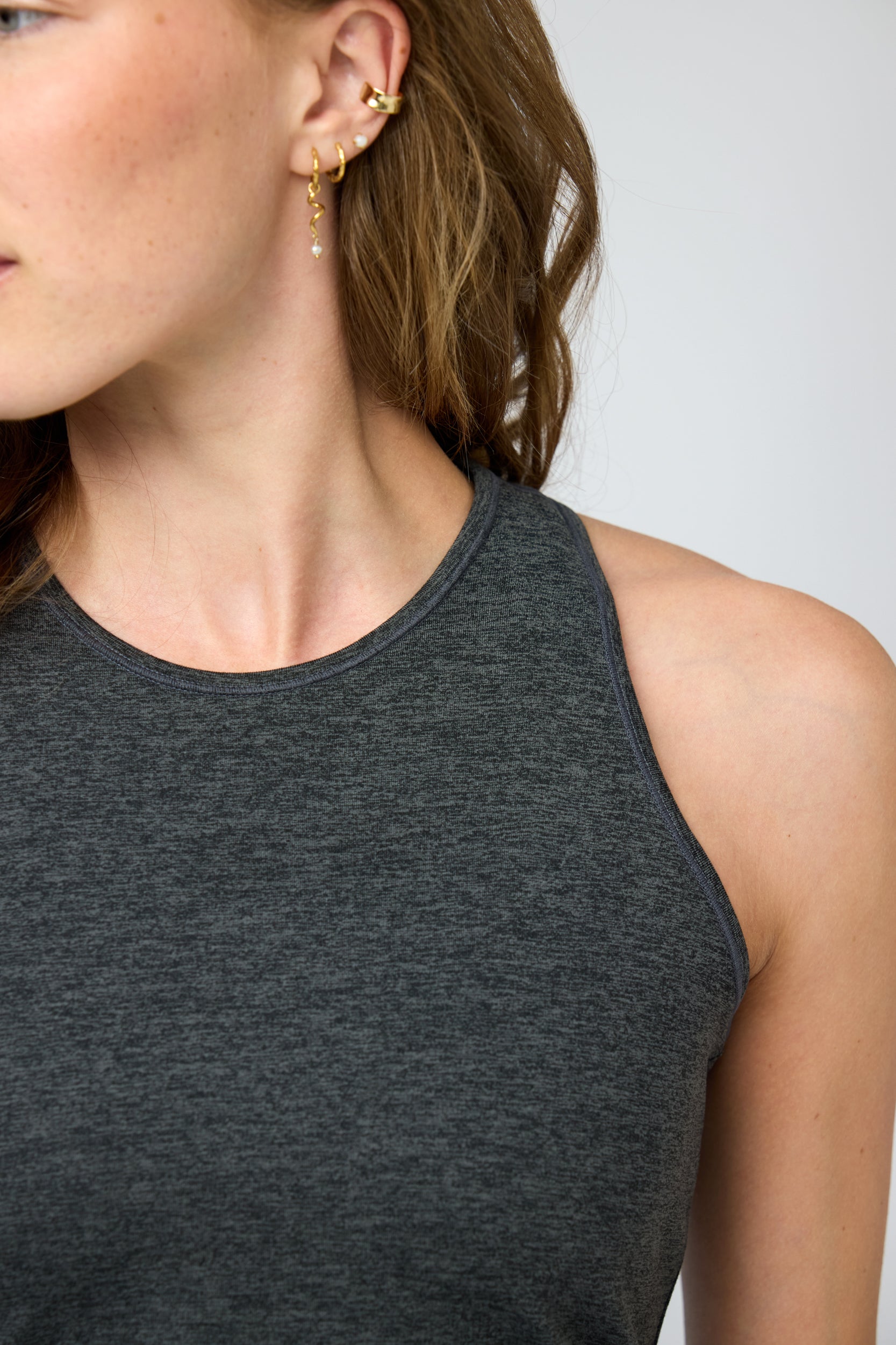 Reset Straight Tank, Moon