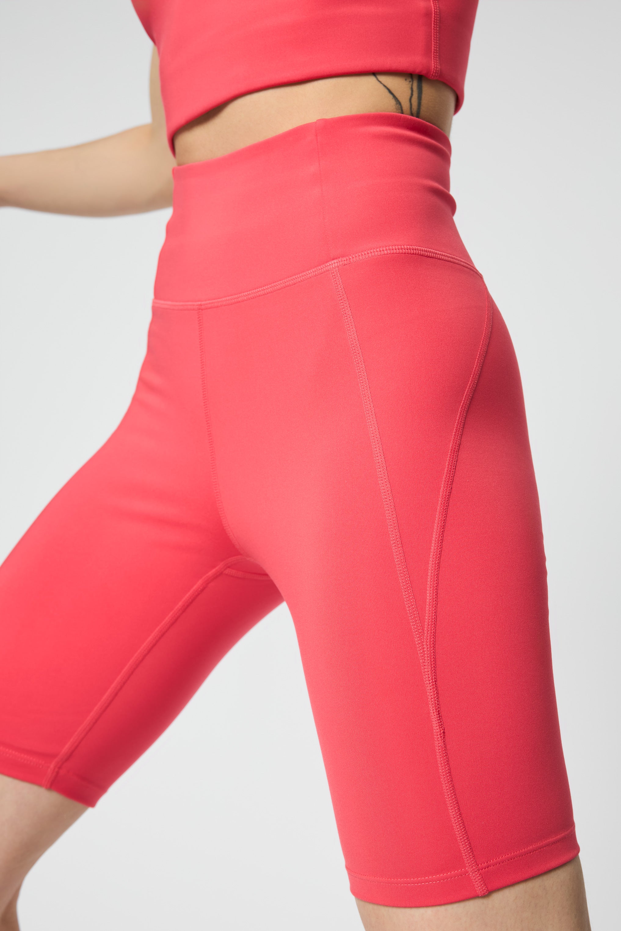 Compressive High-Rise Bike Shorts Geranium