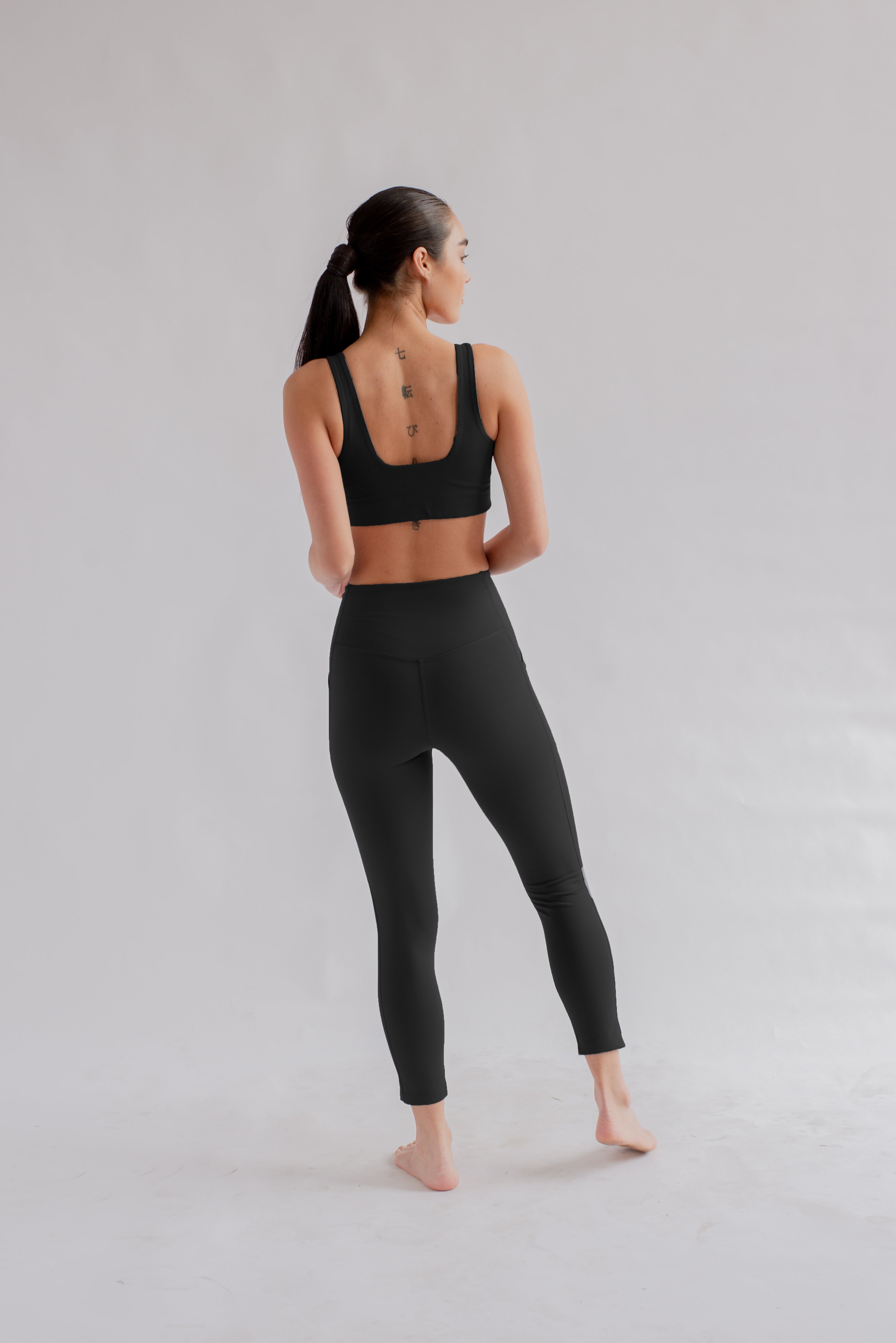 Pocket High-Rise Legging, 7/8, Black