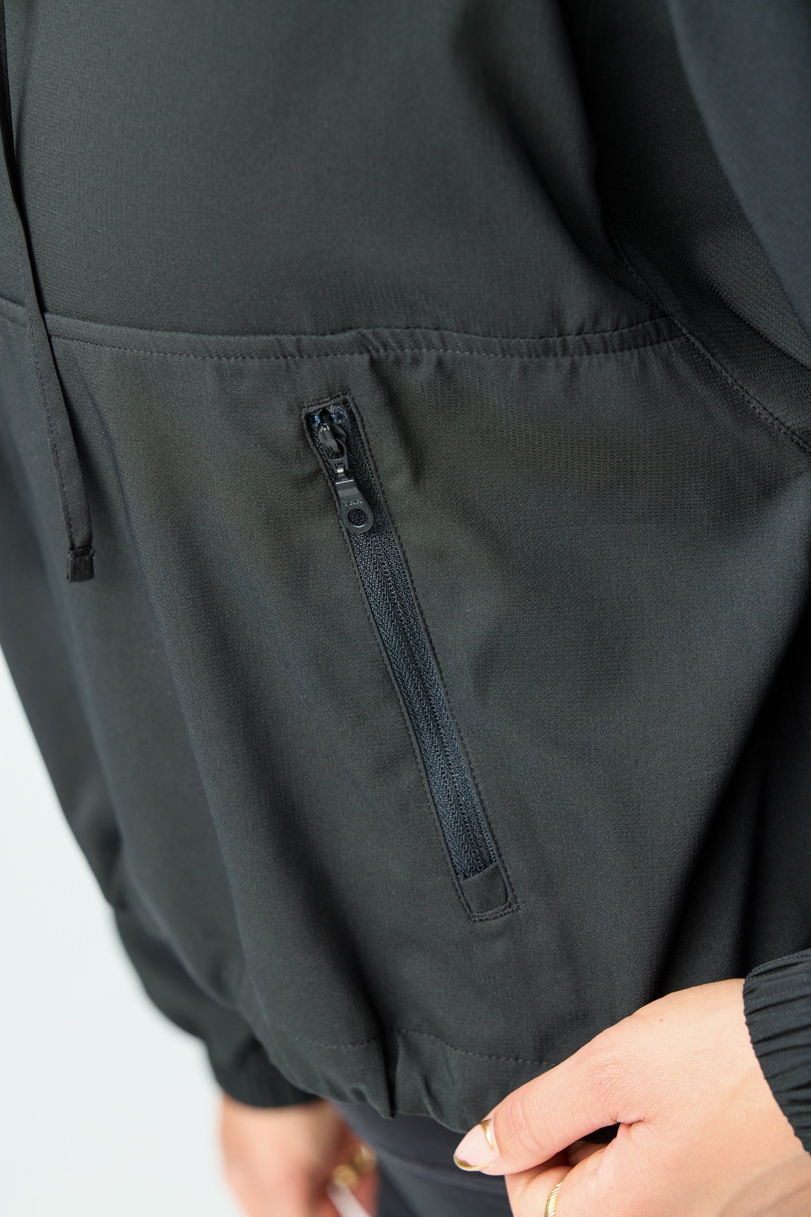 Hummingbird Windbreaker, Half Zip, Black